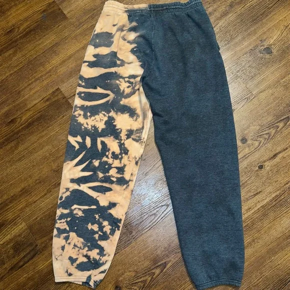 Fruit of Loom Split Bleach Dye Gray & Orange/ Cream Acid Wash Sweatpants Size L - Picture 4 of 12